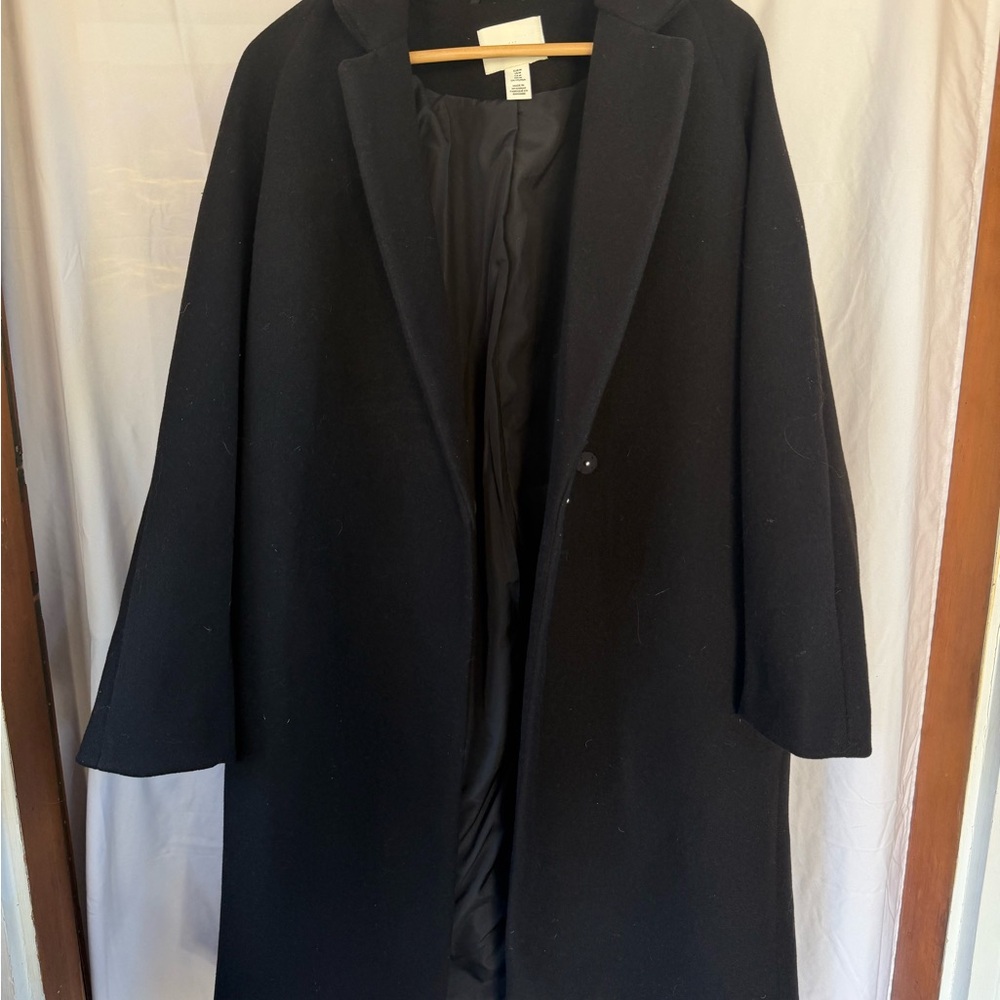 LIKE NEW!! Women’s H&M Black Long Coat Sz M